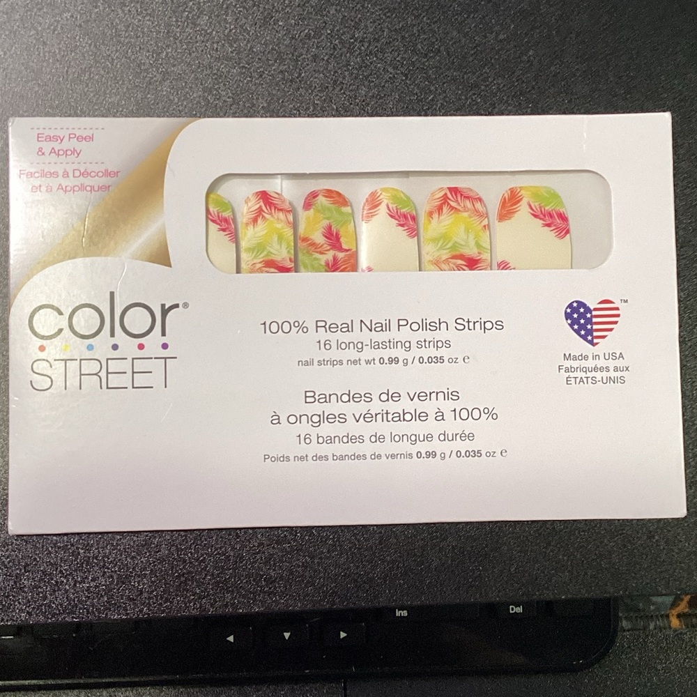 Color Street Tropical Leaf Nail Strips